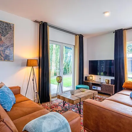 Wieringen Waddenlodge 度假居 丹欧弗